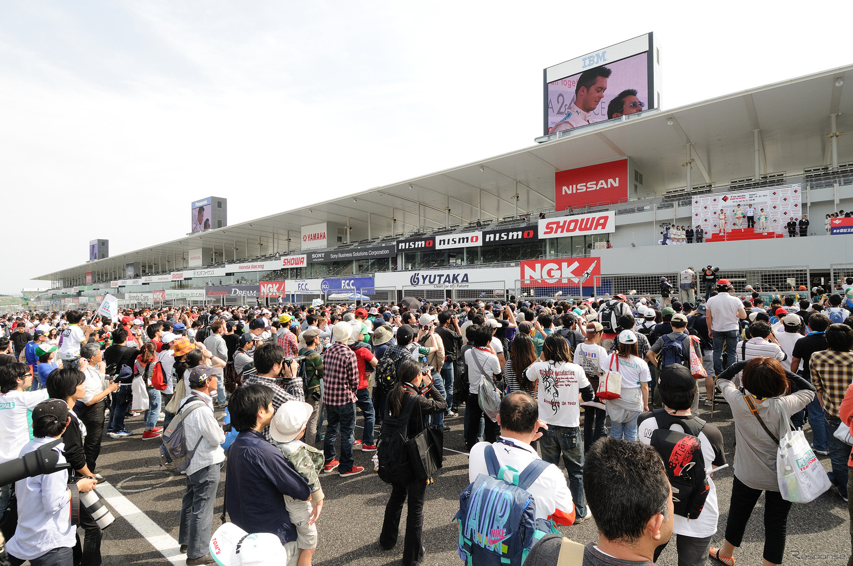 3月3〜4日は開場50周年ファン感謝デー、続く5〜6日はFニッポン公式合同テストが実施される鈴鹿サーキット（写真は2011年）。