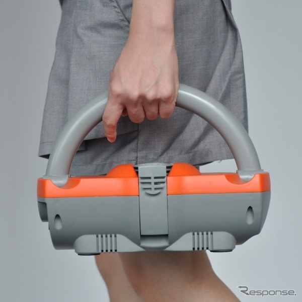 上海問屋、シガーソケットで使えるポータブルシャワー