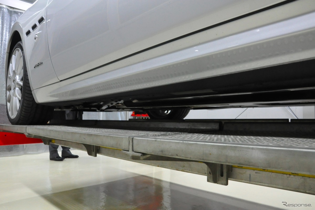 エムエスジャパンの発表会。溶接のデモを行なうなど、来場者に向けて、同社が扱う機器が紹介された