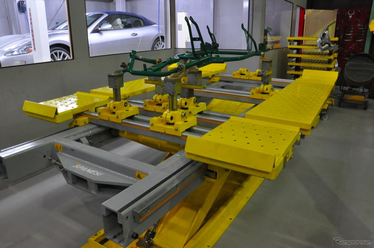 エムエスジャパンの発表会。溶接のデモを行なうなど、来場者に向けて、同社が扱う機器が紹介された