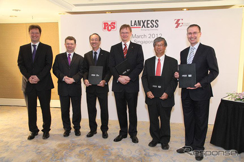 独ランクセス、高性能ゴムNd-PBRの新プラント建設の契約調印式