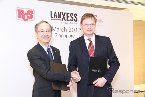 独ランクセス、高性能ゴムNd-PBRの新プラント建設の契約調印式