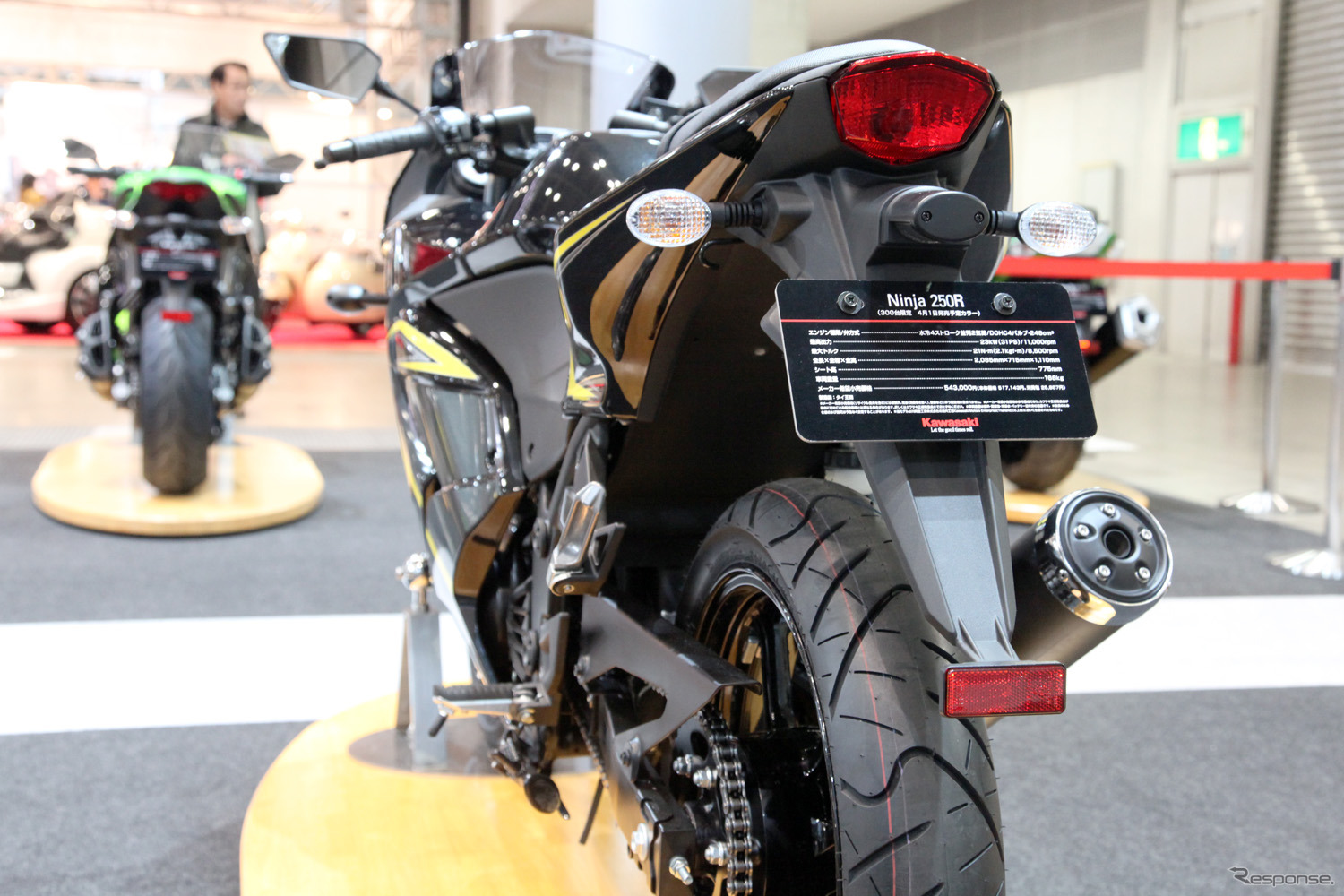 カワサキNinja 250R（東京モーターサイクルショー12）