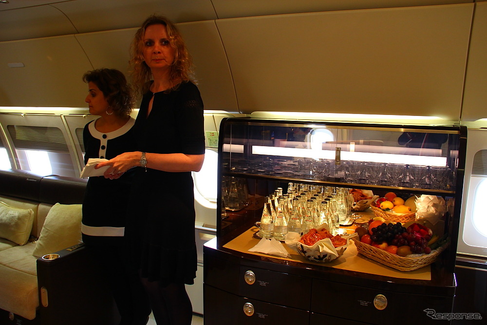 アル・ジャービル・アビエーションのエアバスA318エリート（ACJ318）の客室内