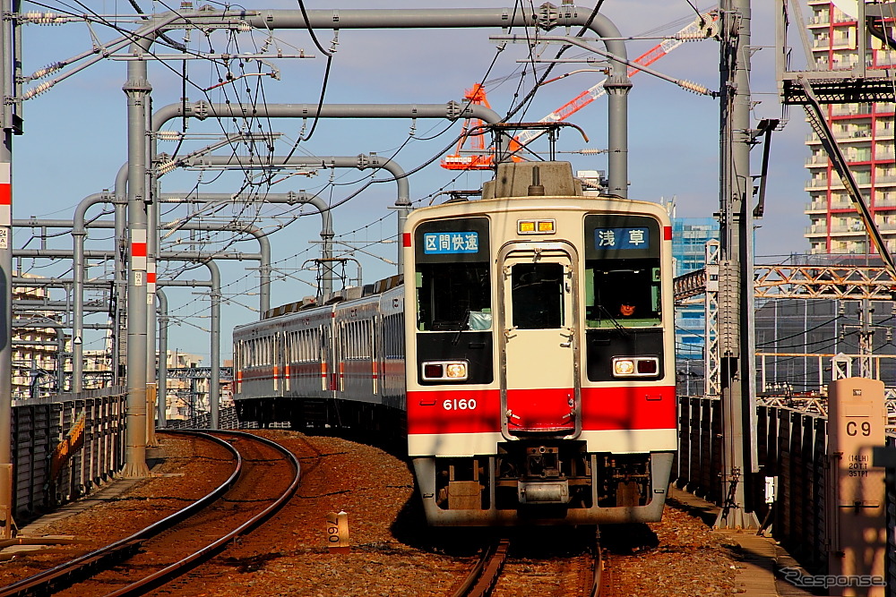 高架化された東武伊勢崎線業平橋～鐘ヶ淵間