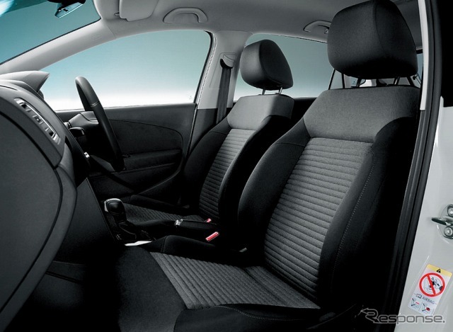 VW ポロ TSIコンフォートライン・ブルーモーションテクノロジー ファブリックシート（前席）