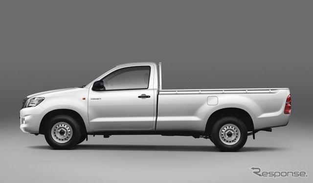トヨタIMV、ハイラックス・ビーゴ（2011年半ばまでのモデル）