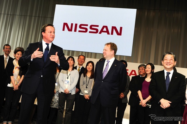キャメロン首相日産本社訪問（4月10日）