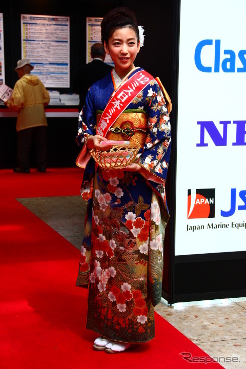 ミス日本ミス着物の姿も