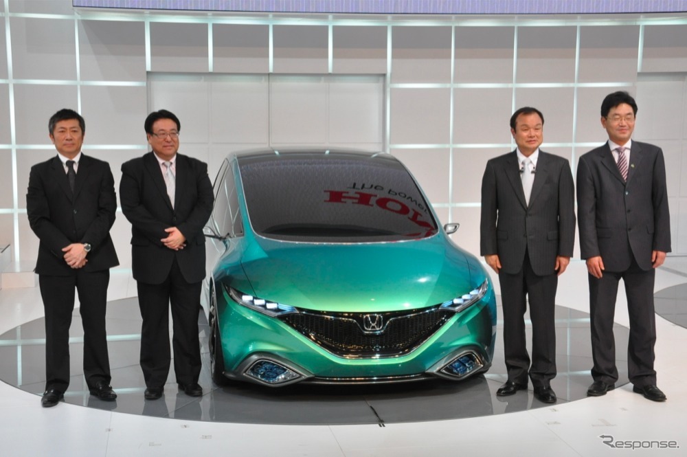 ホンダのプレスカンファレンス（北京モーターショー12）