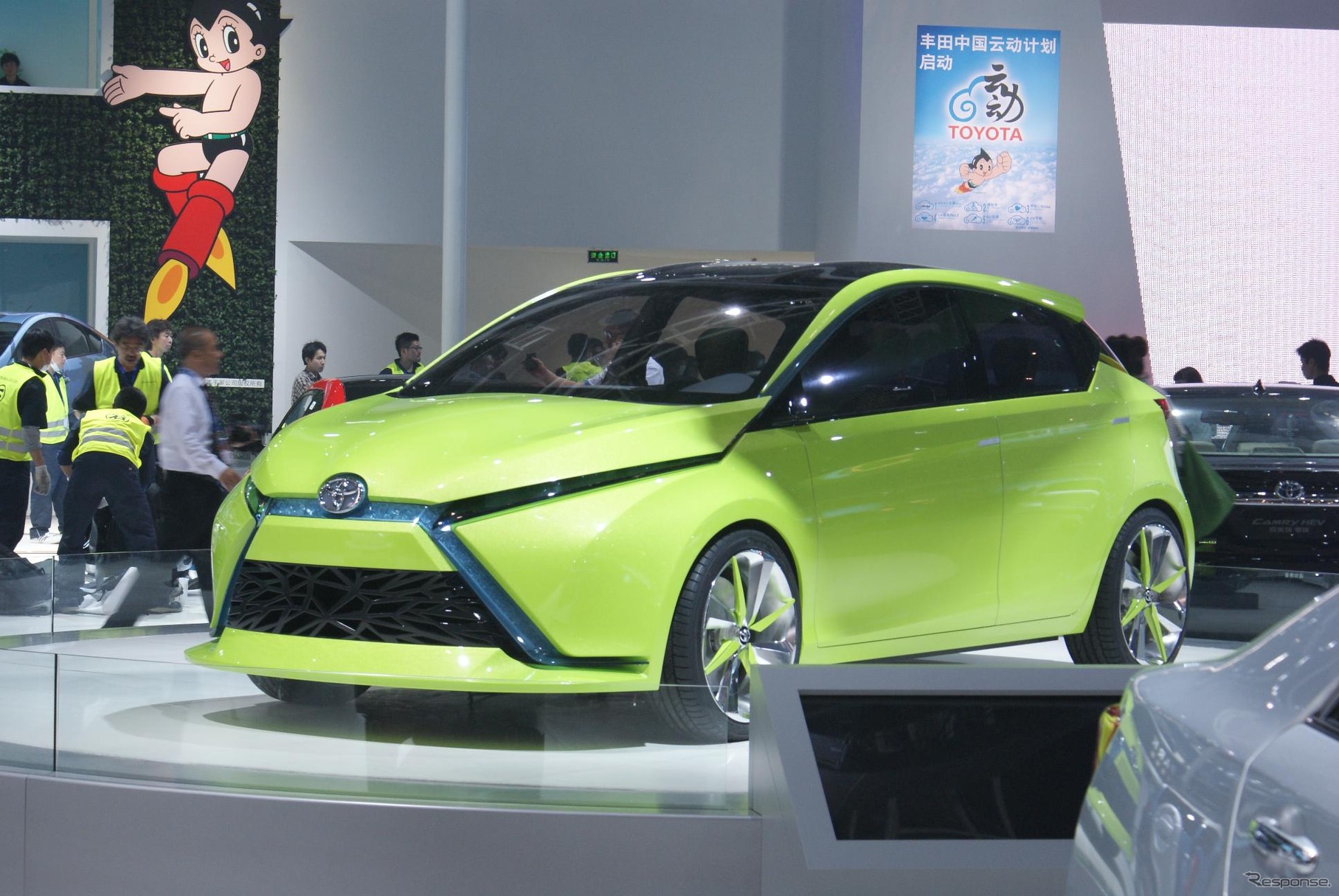 トヨタが北京モーターショー12で初公開したコンセプトカー、チン（ハッチバック）