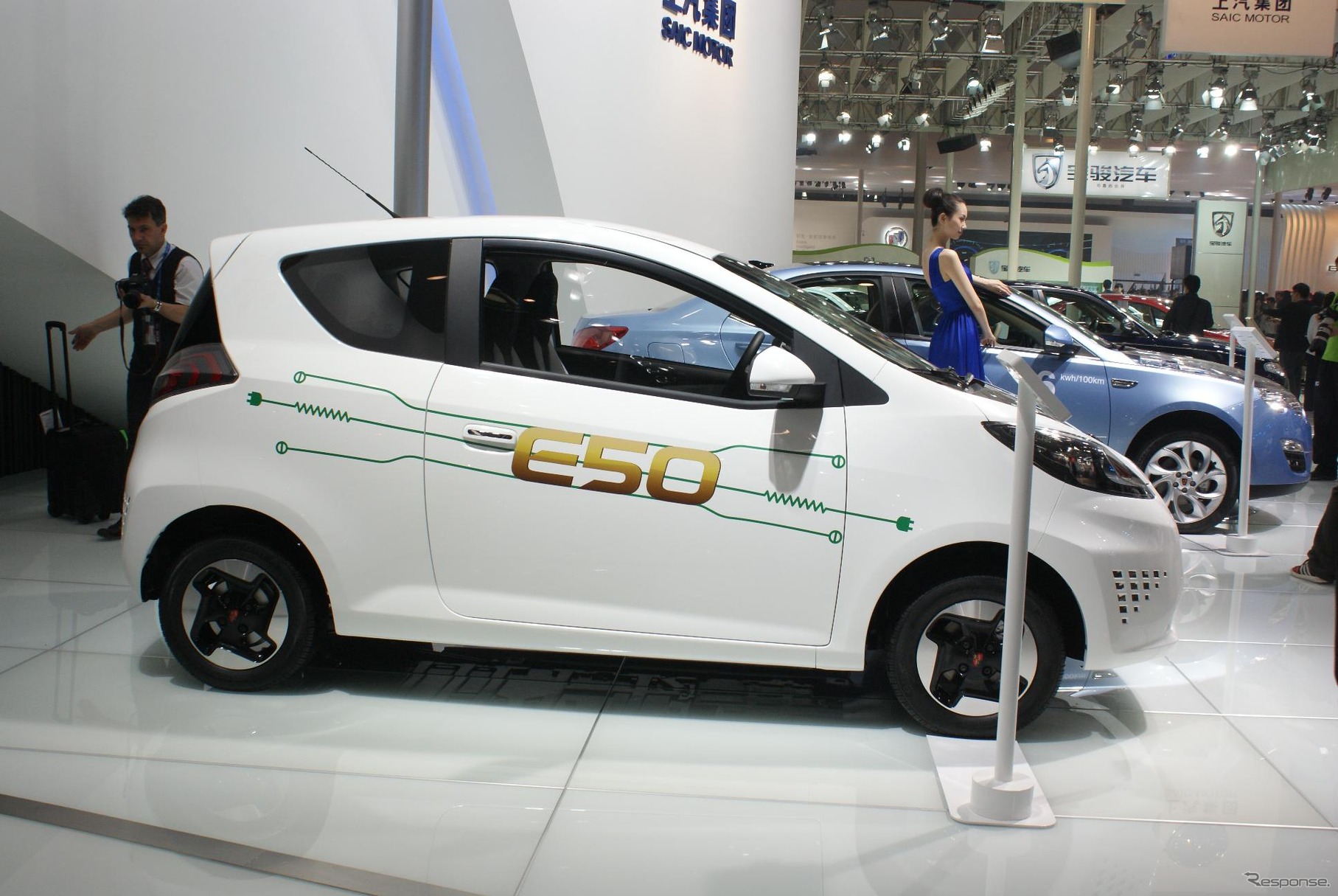 上海汽車の栄威（ROEWE）ブランドの小型EV、E50（北京モーターショー12）