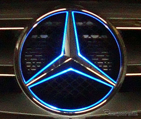 ヤナセ・オリジナルLEDエンブレム