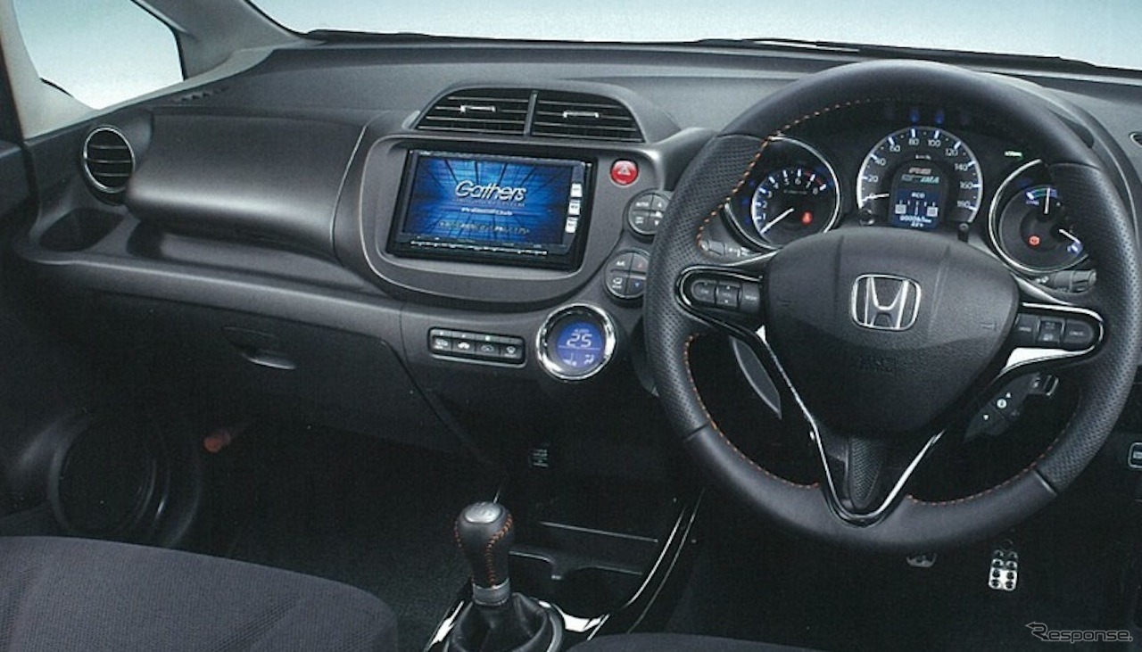 ホンダ・フィットハイブリッドRS／インテリア