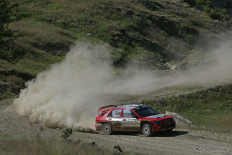 【WRCラリーアルゼンチン】写真蔵…激闘を見る