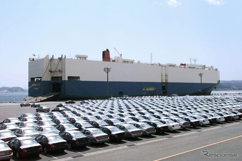 自動車輸出、3年連続で前年上回る…04年上期実績