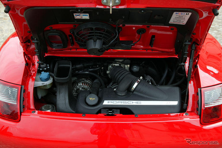 【新型ポルシェ911　海外試乗】その3  ポルシェ史上初 FMCで2ユニットを設定…河村康彦