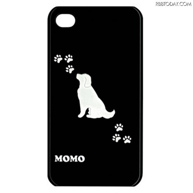 「スマートフォン名入れケース（ドッグ）」のイメージで犬種は「ゴールデンレトリバー」・刻印例は「MOMO」