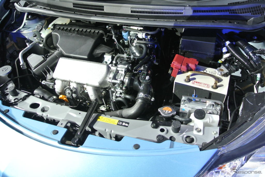 日産自動車 新型ノート ワールドプレミア
