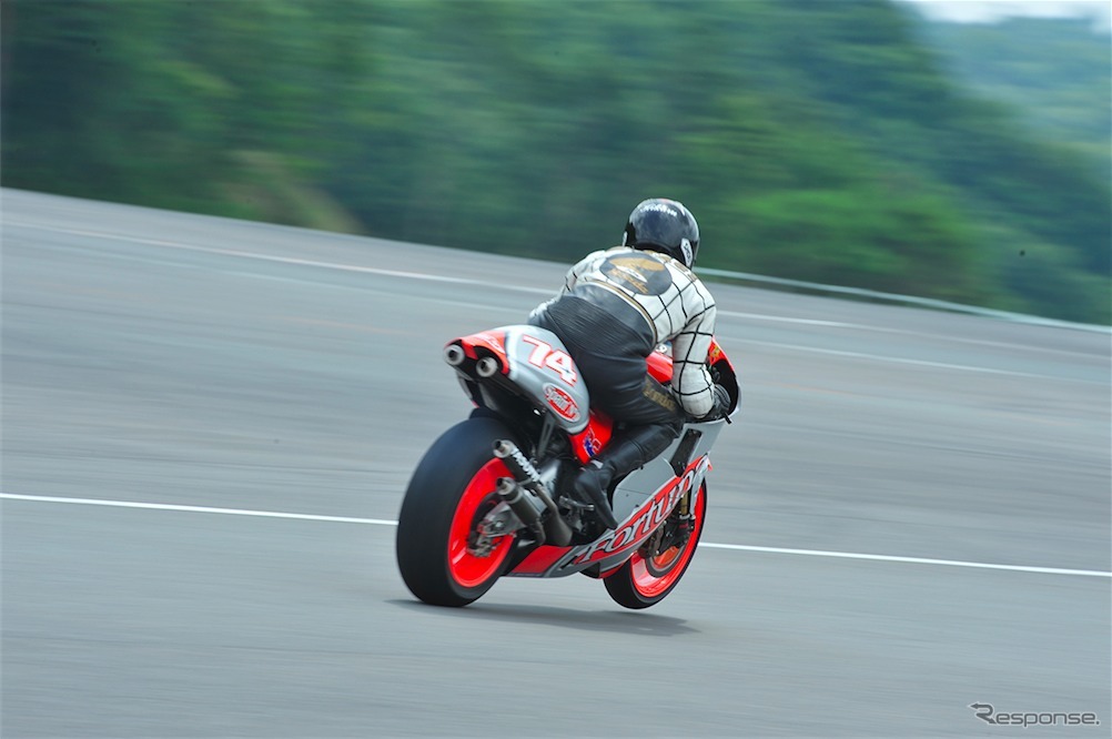 NSR500（'02）