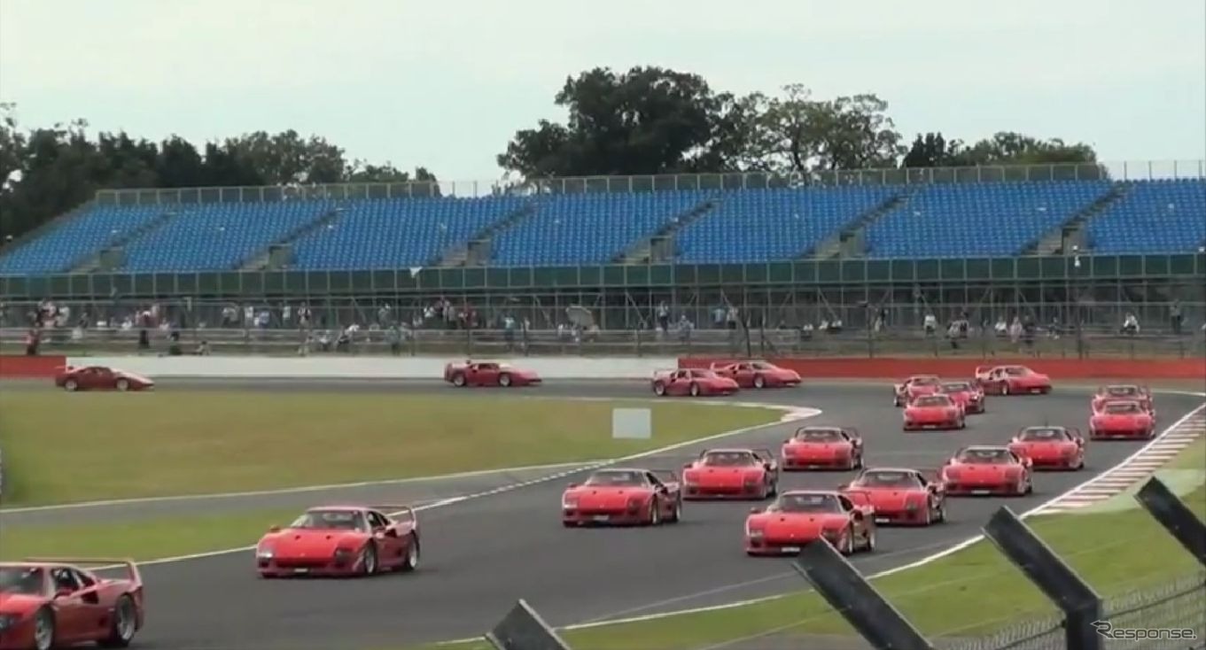 7月22日、英国シルバーストンで開催された約60台のフェラーリF40によるパレード