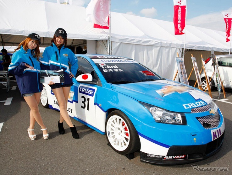 モータースポーツジャパン11のようす