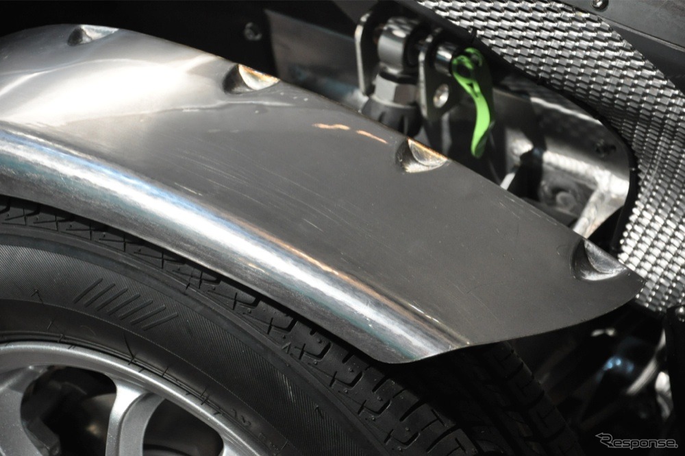 トヨタ自動車の新たなCamatte。鈑金の匠が手作りでボディを作り上げた。