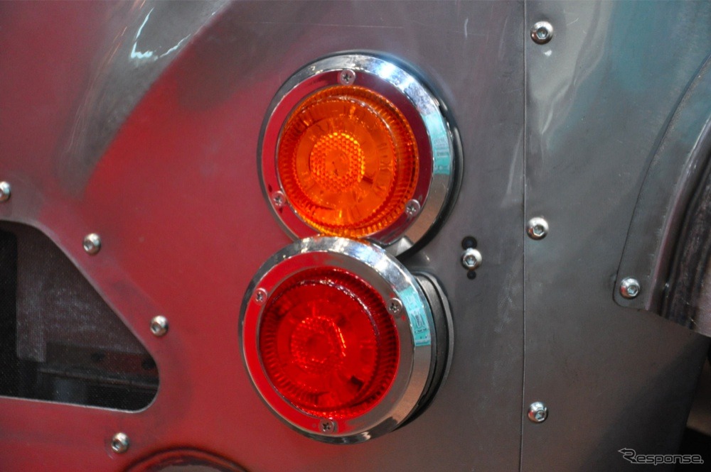 トヨタ自動車の新たなCamatte。鈑金の匠が手作りでボディを作り上げた。