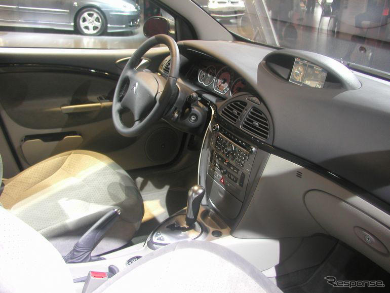 【パリモーターショー04】シトロエン C5エステート…充実の機能