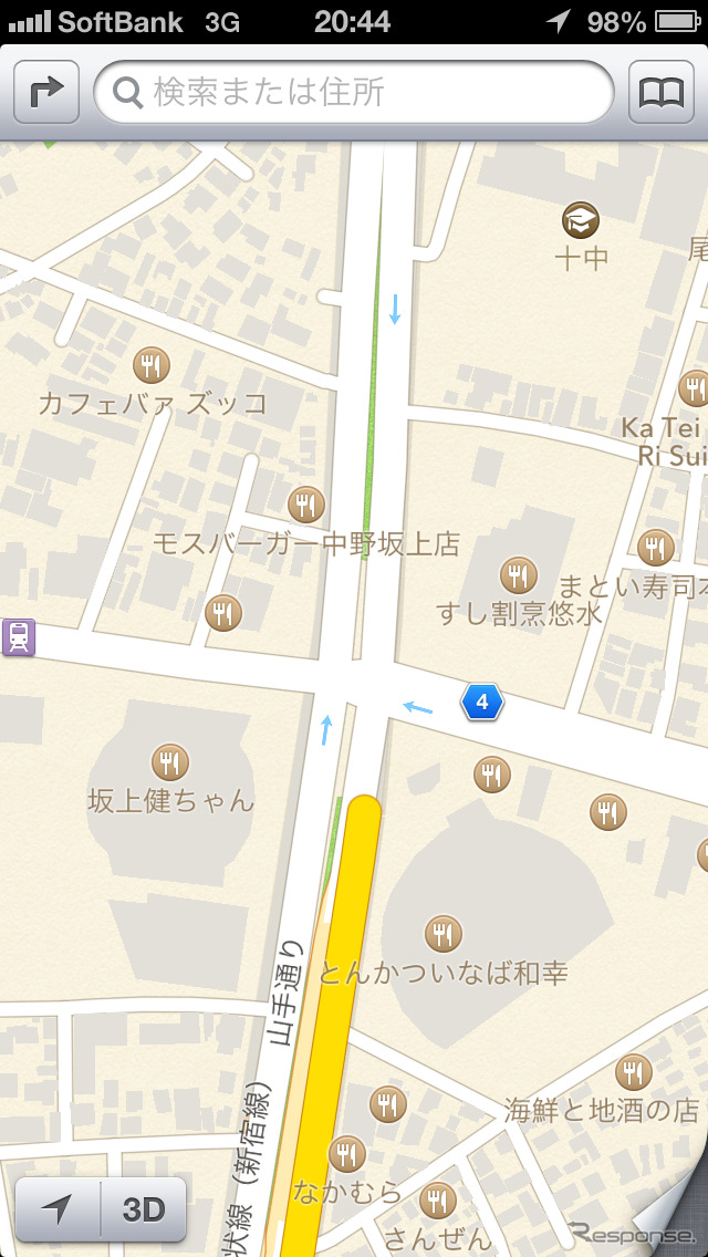 iPhone 5から採用されるiOS 6の新しい地図。Appleが開発・提供するものだが、地図内の情報が少なくなってしまった。特に交差点情報や駅の情報などがなくなってしまったのは歩行者としても使いにくいだろう。