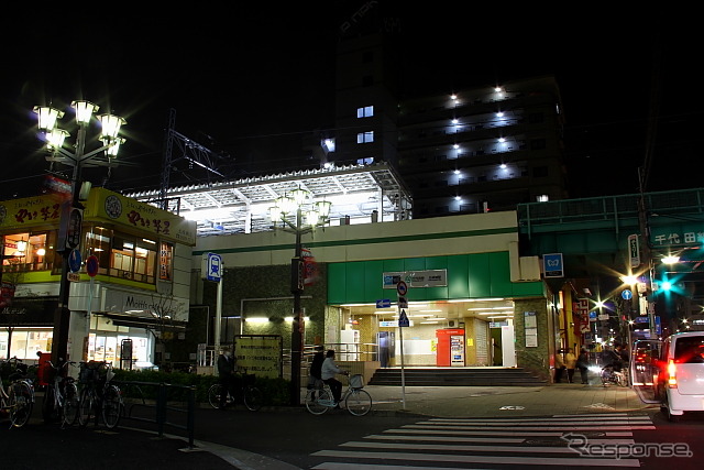 綾瀬車両基地の最寄り駅となる北綾瀬駅