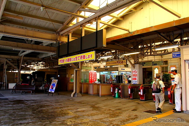 2012年9月時点の門司港駅構内