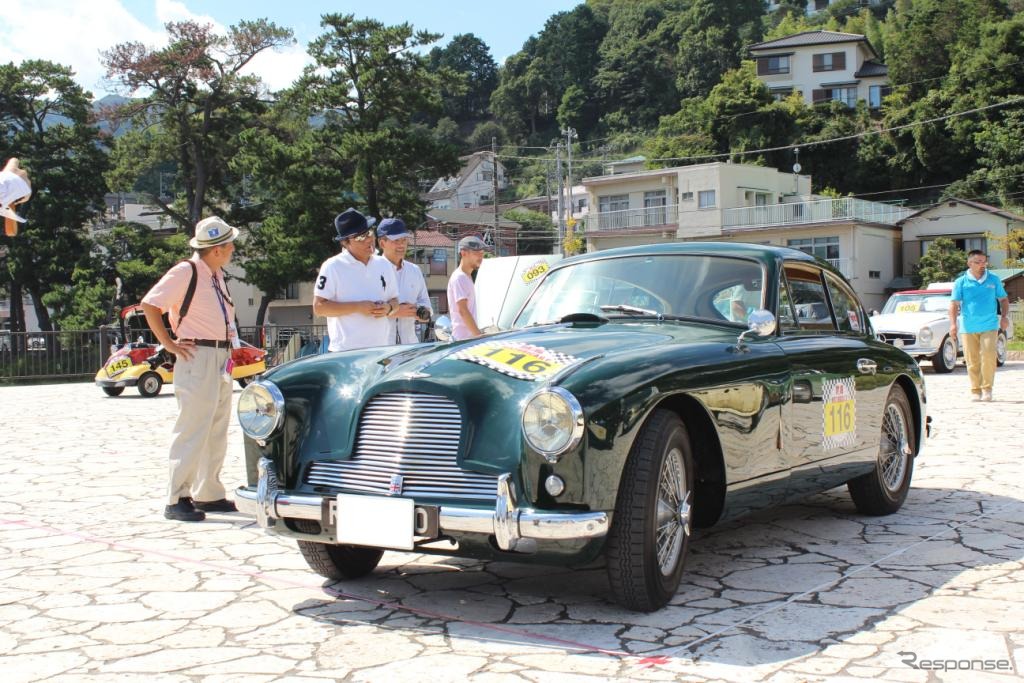 熱海HISTORICA G.P.開催アストンマーチン・DB 2/4 MARKⅠ