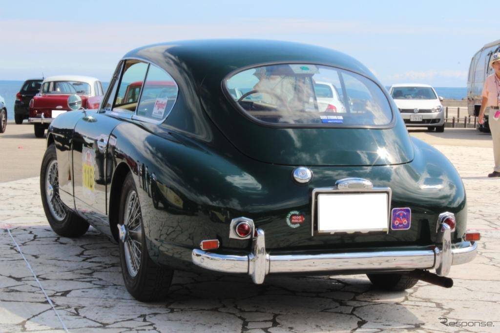 熱海HISTORICA G.P.開催アストンマーチン・DB 2/4 MARKⅠ