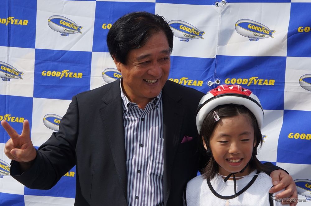 三菱自動車・益子修社長