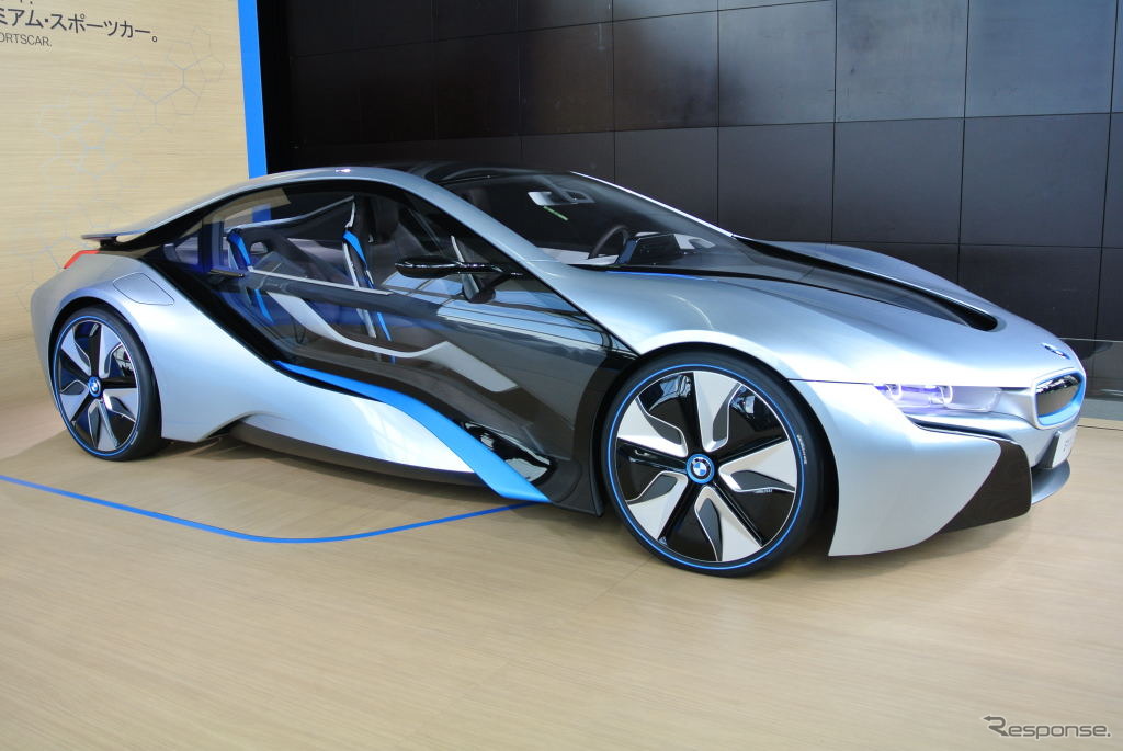 BMW i8 CONCEPT