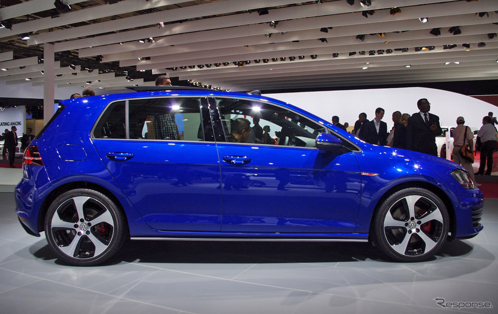VW ゴルフGTIコンセプト 4ドア（パリモーターショー12）
