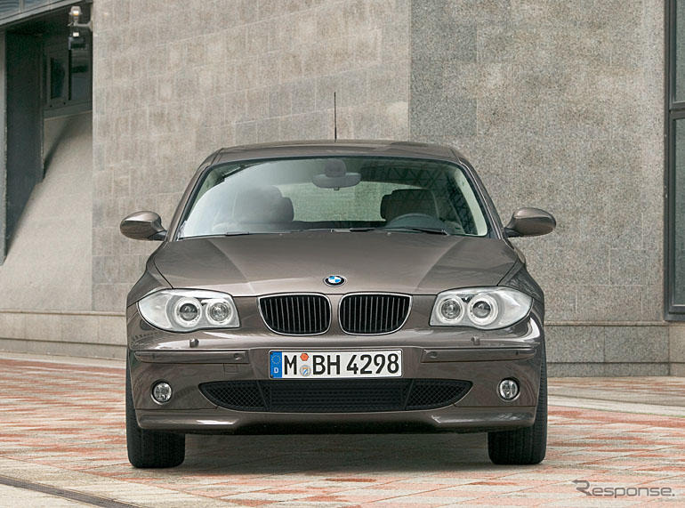 【D視点】BMW 1シリーズ…壷に絵をつける職人