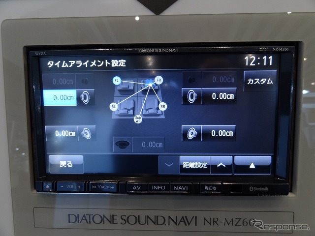 自慢はタイムアライメント機能。ノーマルなスピーカーであっても音源が目の前にあるかのような印象となる。
