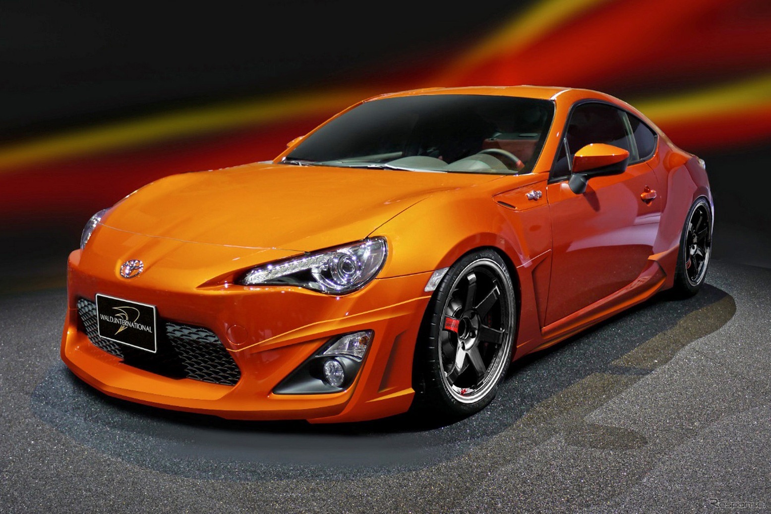 トーヨータイヤのSEMAショーブースに展示されるサイオンFR-S（日本名：トヨタ86）のカスタマイズモデル