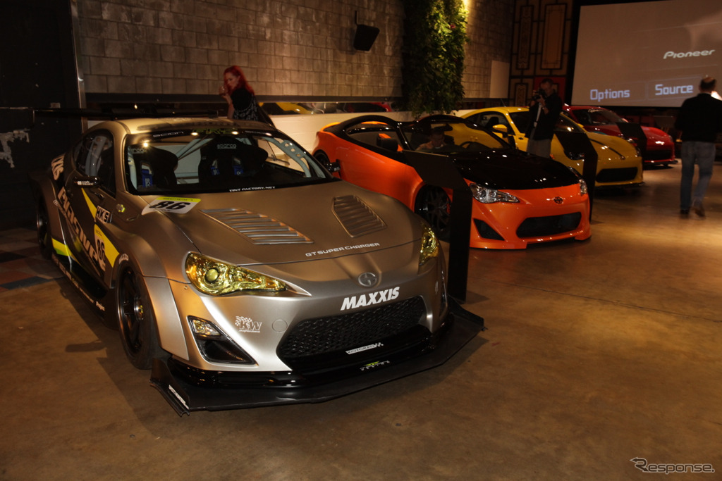 SEMAショー12、サイオンの出展車披露イベント