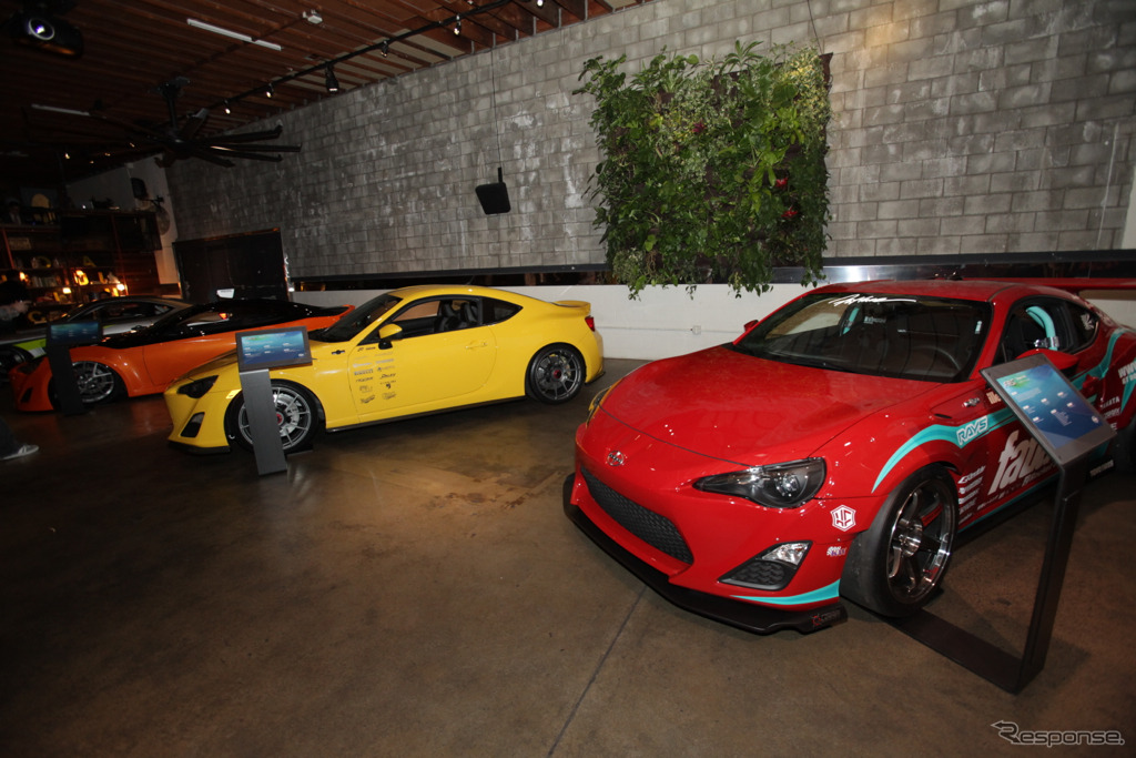 SEMAショー12、サイオンの出展車披露イベント