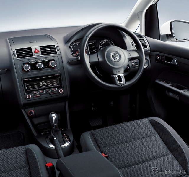VW ゴルフ クロストゥーラン