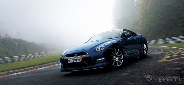NISSAN GT-R・2013年モデル