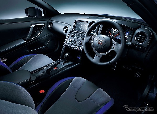 NISSAN GT-R・2013年モデル