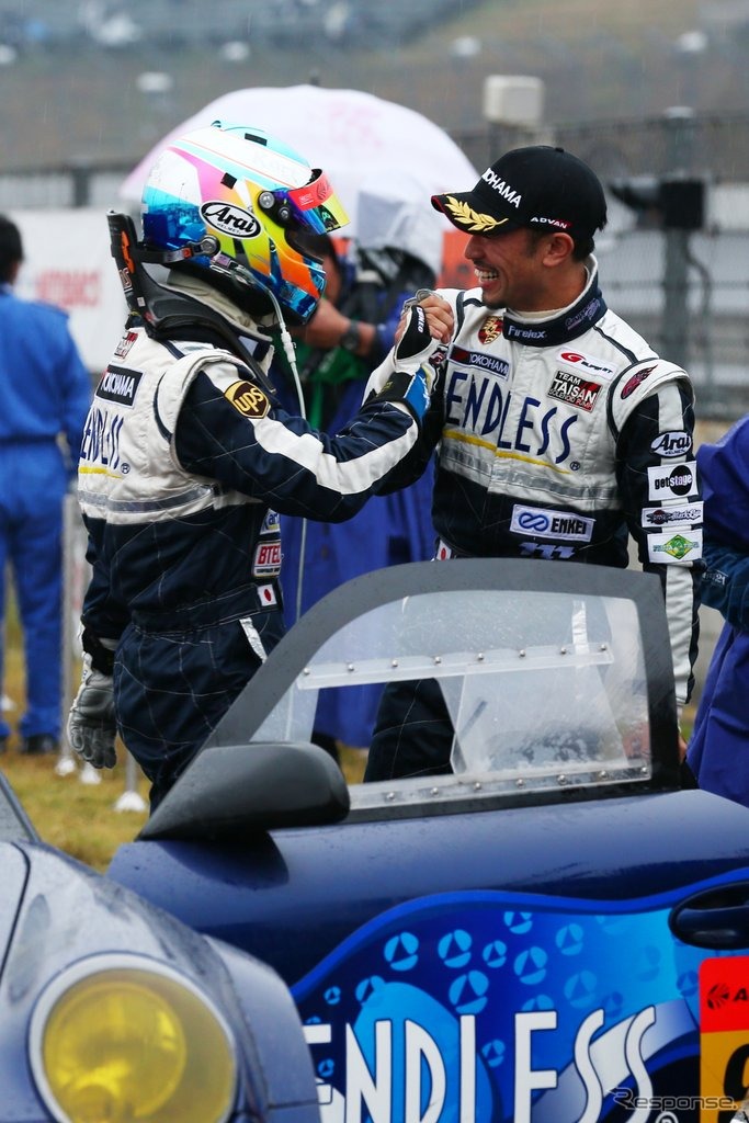 【SUPER GT 最終戦】GT300は峰尾/横溝組のポルシェが逆転でタイトル制す［写真蔵］