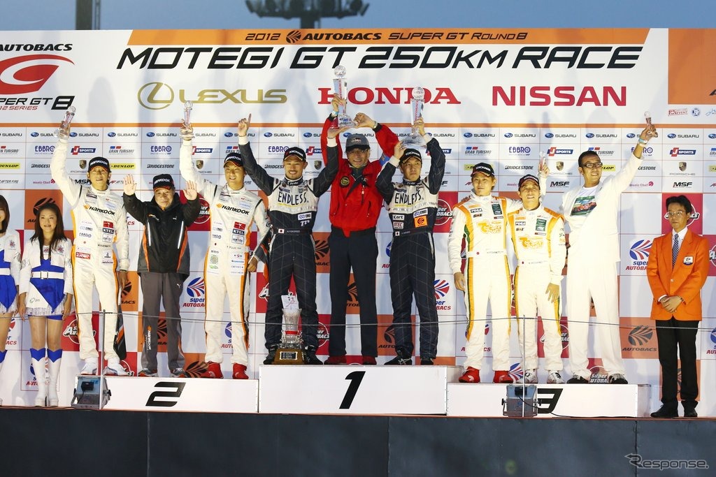 【SUPER GT 最終戦】GT300は峰尾/横溝組のポルシェが逆転でタイトル制す［写真蔵］