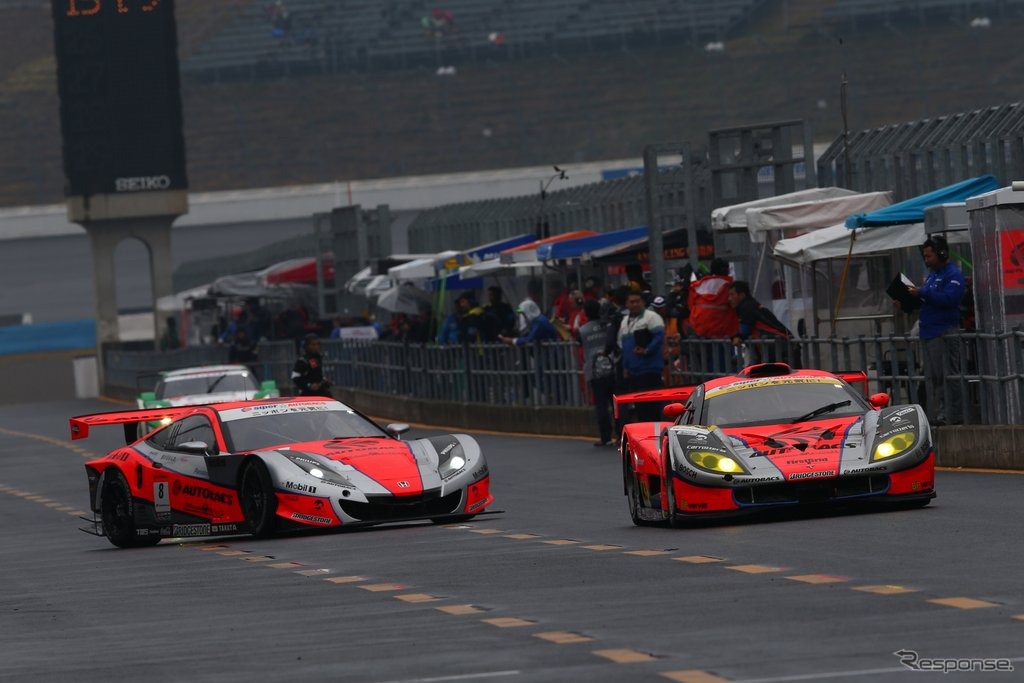 【SUPER GT 最終戦】GT300は峰尾/横溝組のポルシェが逆転でタイトル制す［写真蔵］