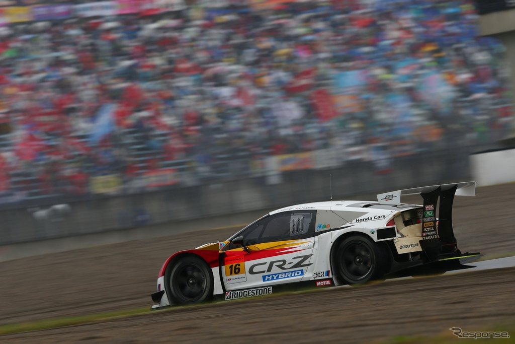 【SUPER GT 最終戦】GT300は峰尾/横溝組のポルシェが逆転でタイトル制す［写真蔵］