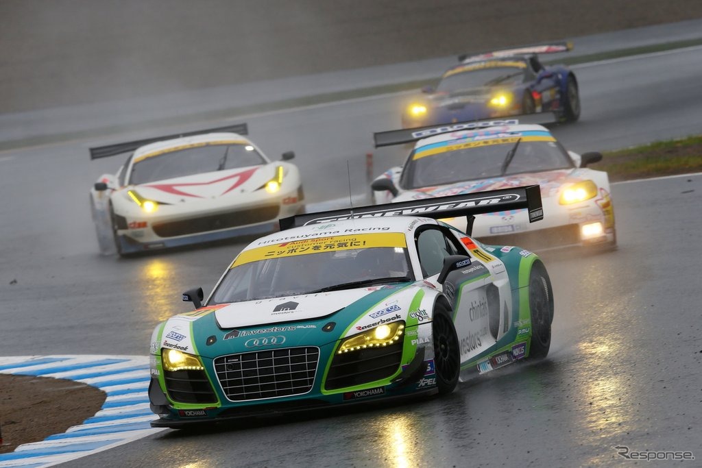 【SUPER GT 最終戦】GT300は峰尾/横溝組のポルシェが逆転でタイトル制す［写真蔵］